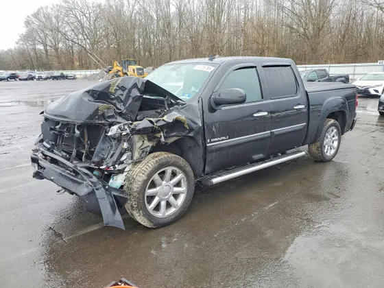 2008 GMC Sierra Denali NEW SIERRA