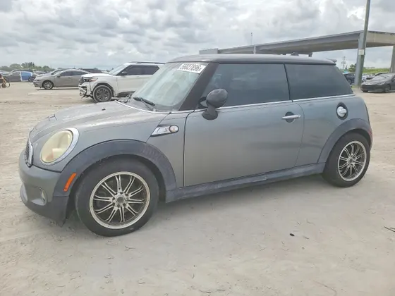 2007 MINI Cooper Hardtop S
