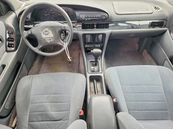 1997 Nissan Altima XE