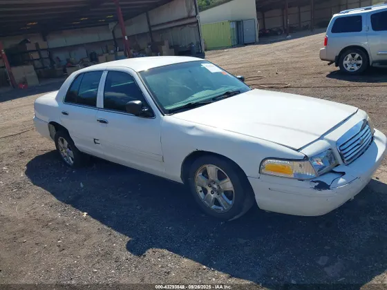 2010 Ford Crown Victoria LX