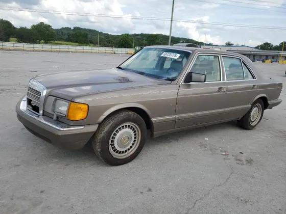 1989 Mercedes-Benz 300 Series 300SE