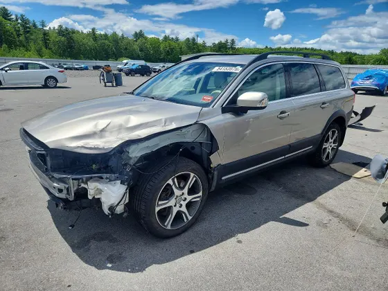 2015 Volvo XC70 T6 Platinum