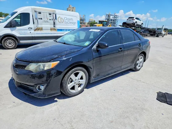 2013 Toyota Camry SE