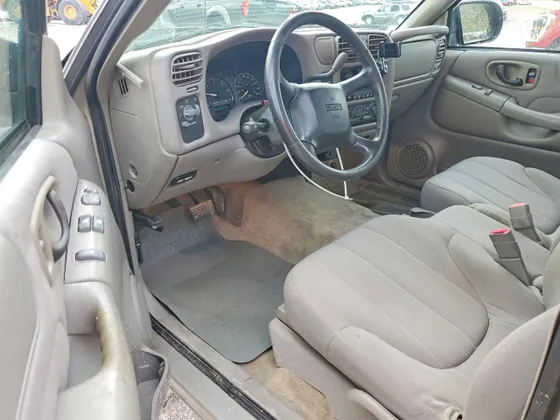 2003 GMC Sonoma SLS