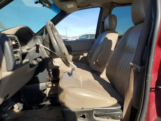 2004 Pontiac Montana w/1SA Pkg