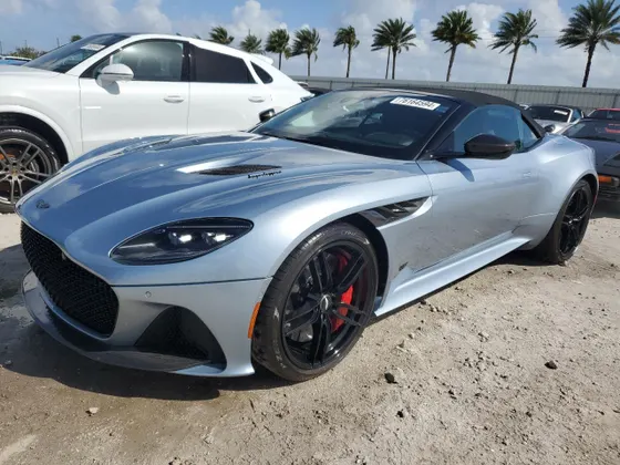 2021 Aston Martin DBS SUPERLEGGERA VOLANTE
