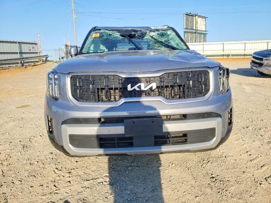 2024 Kia Telluride LX