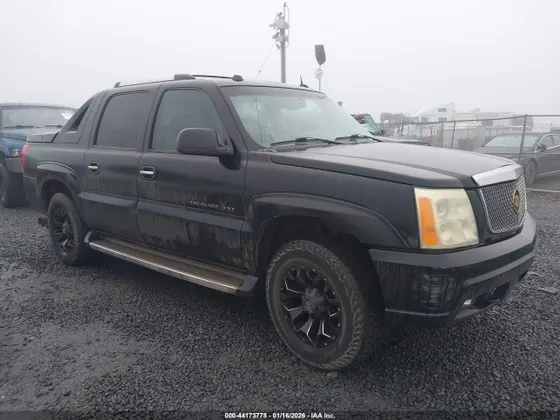 2005 Cadillac Escalade EXT STANDARD