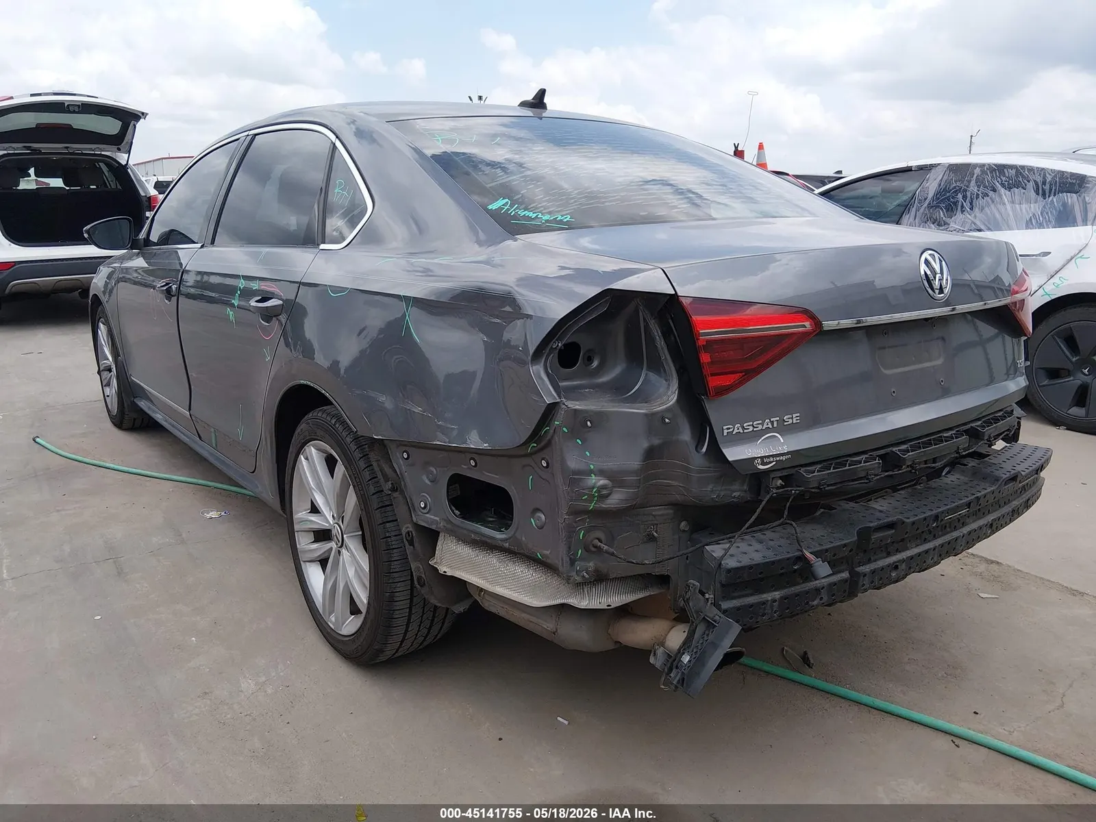 2017 Volkswagen Passat 1.8T SE w/Technology