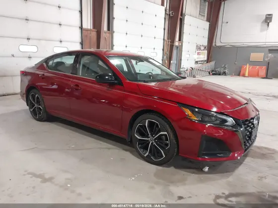 2023 Nissan Altima 2.5 SR