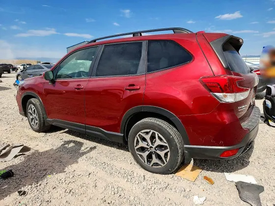 2020 Subaru Forester Premium