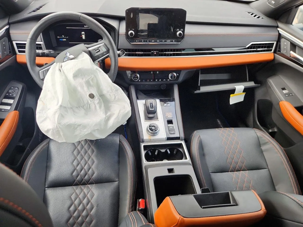 2023 Mitsubishi Outlander PHEV SEL