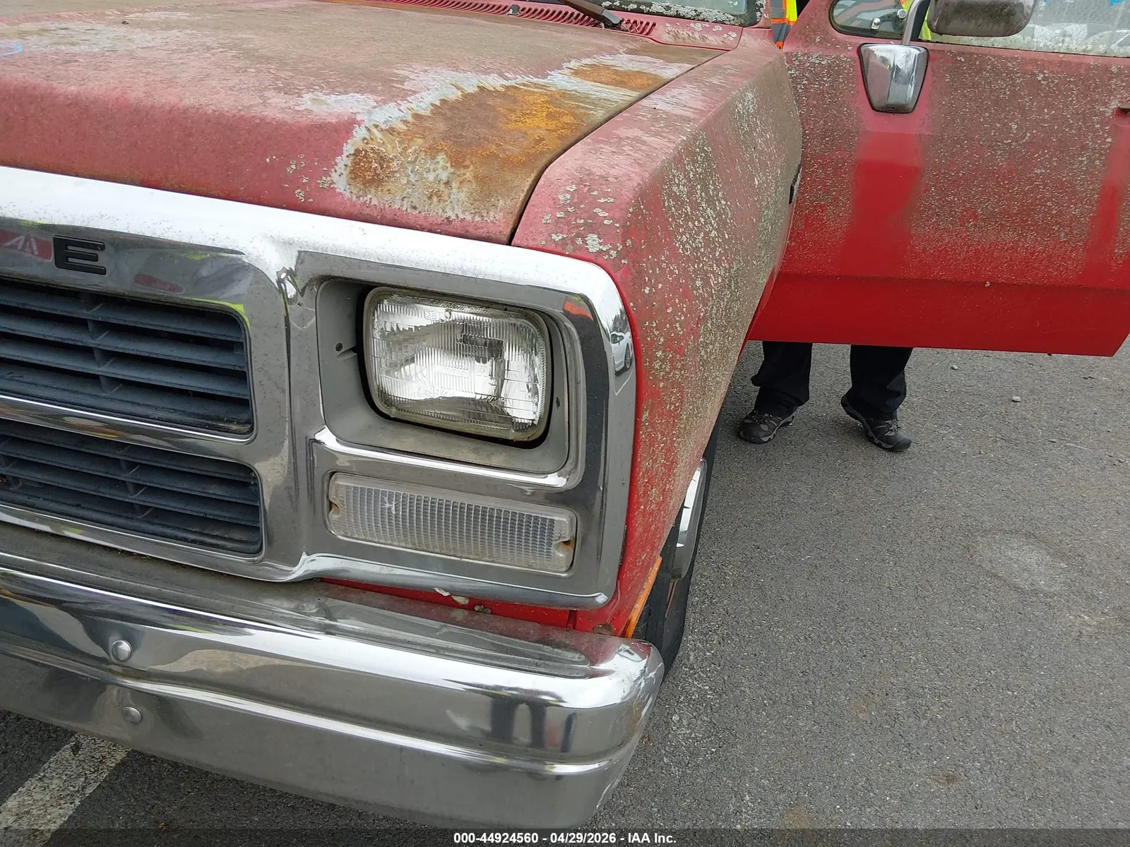 1993 Dodge D250 & W250 D200/D250