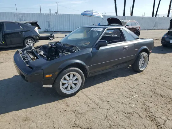 1986 Toyota MR2