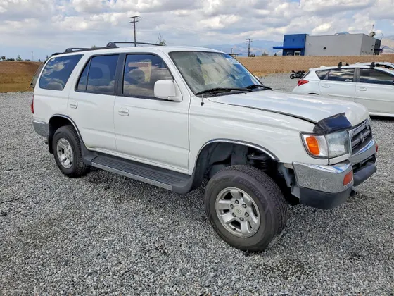1997 Toyota 4Runner SR5