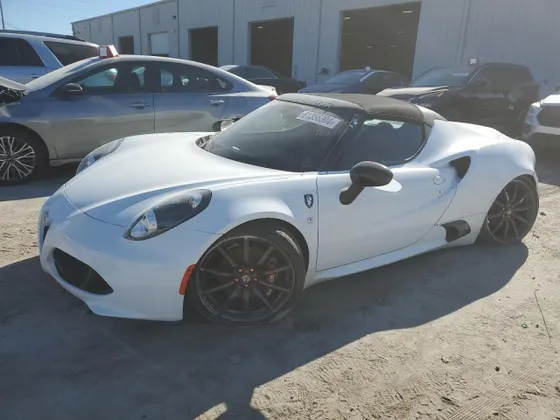 2016 Alfa Romeo 4C Spider SPIDER