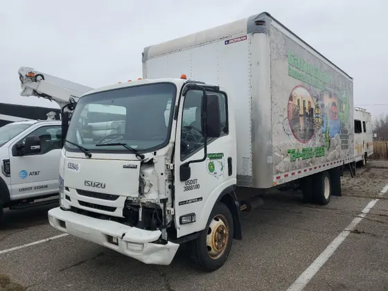 2017 Isuzu NPR NPR HD