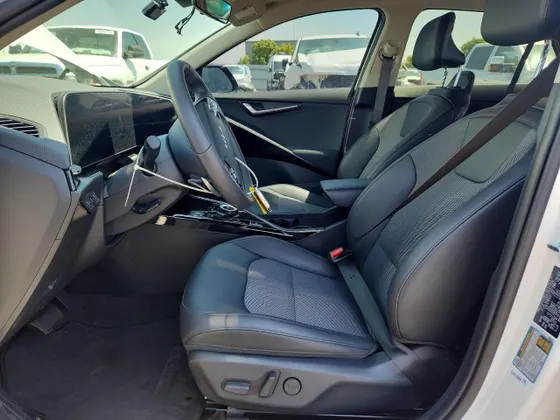 2025 Kia Niro EV Wind