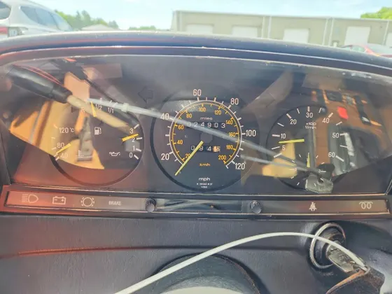 1983 Mercedes-Benz 300 Series 300D-T