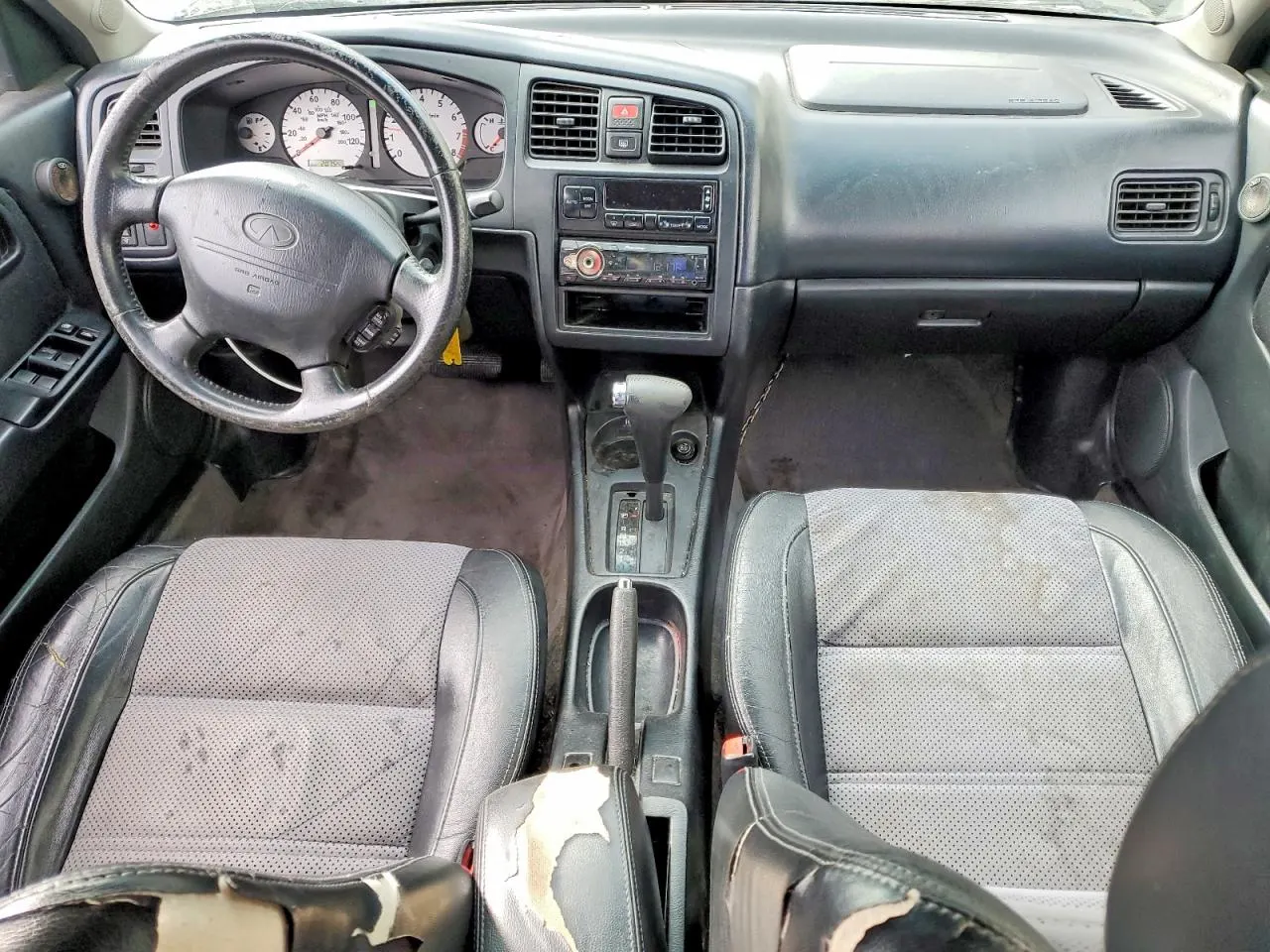 2002 INFINITI G20 Luxury