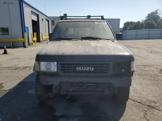 1996 Isuzu Trooper Base S