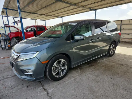 2018 Honda Odyssey Touring