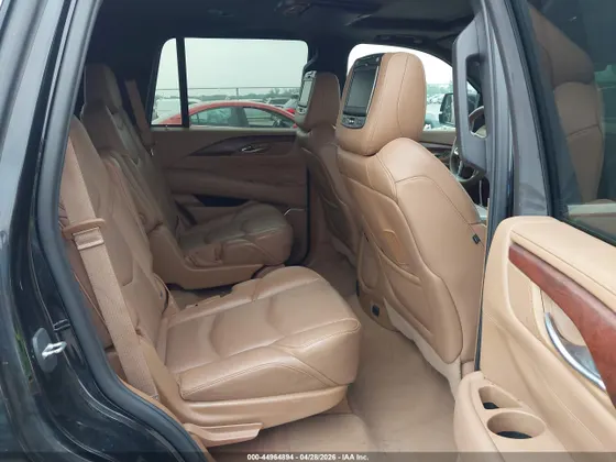 2017 Cadillac Escalade Platinum