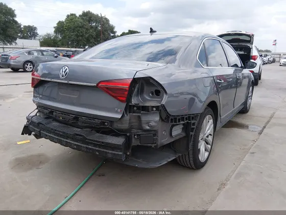 2017 Volkswagen Passat 1.8T SE w/Technology