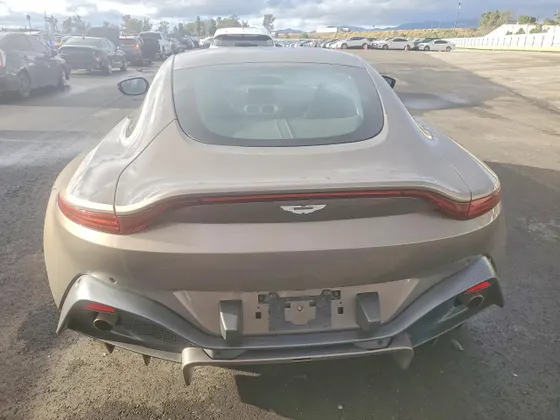 2020 Aston Martin Vantage