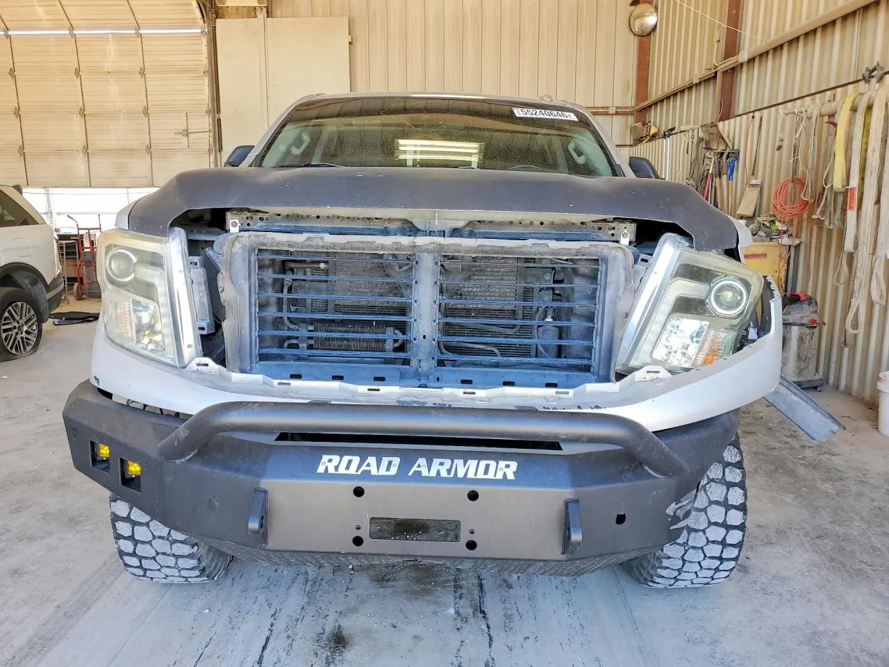 2017 Nissan Titan SV
