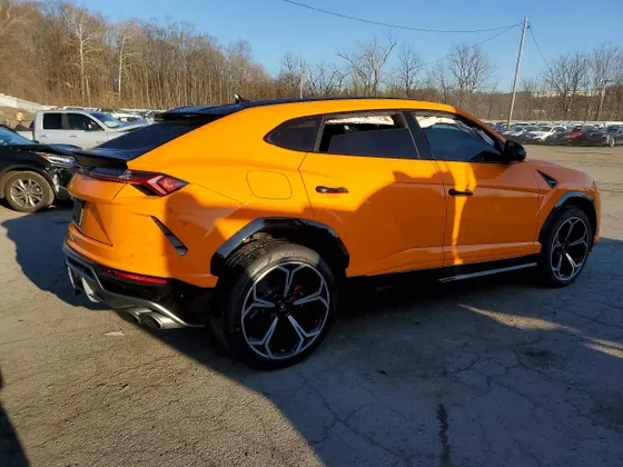 2019 Lamborghini Urus