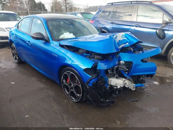 2024 Alfa Romeo Giulia Veloce