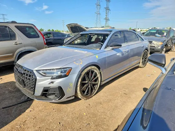 2024 Audi S8