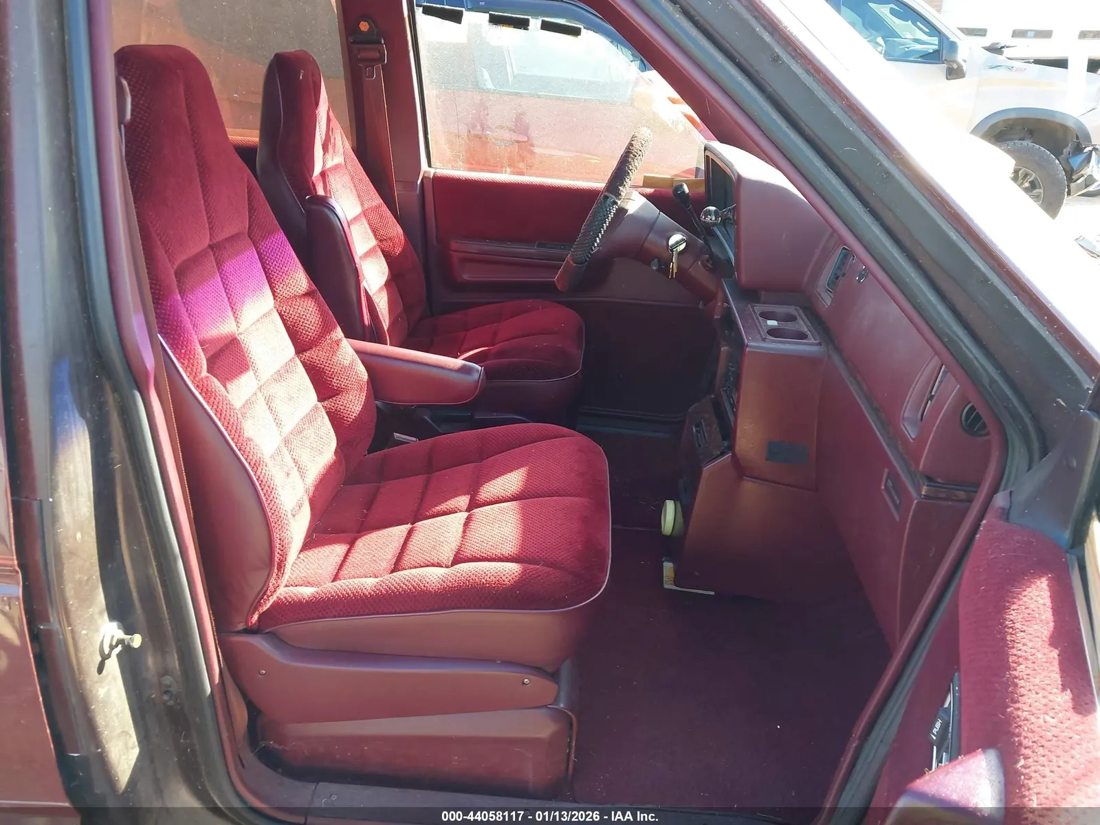 1990 Plymouth GRAND VOYAGER SE