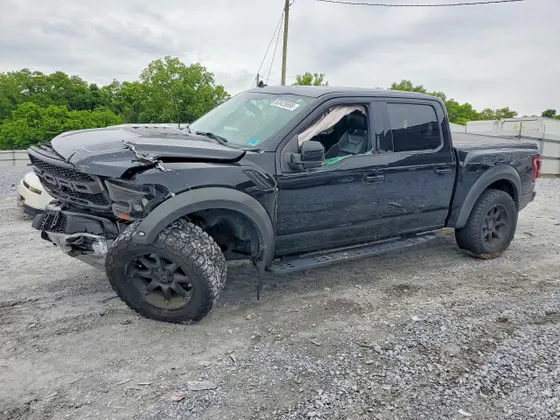 2020 Ford F-150 Raptor
