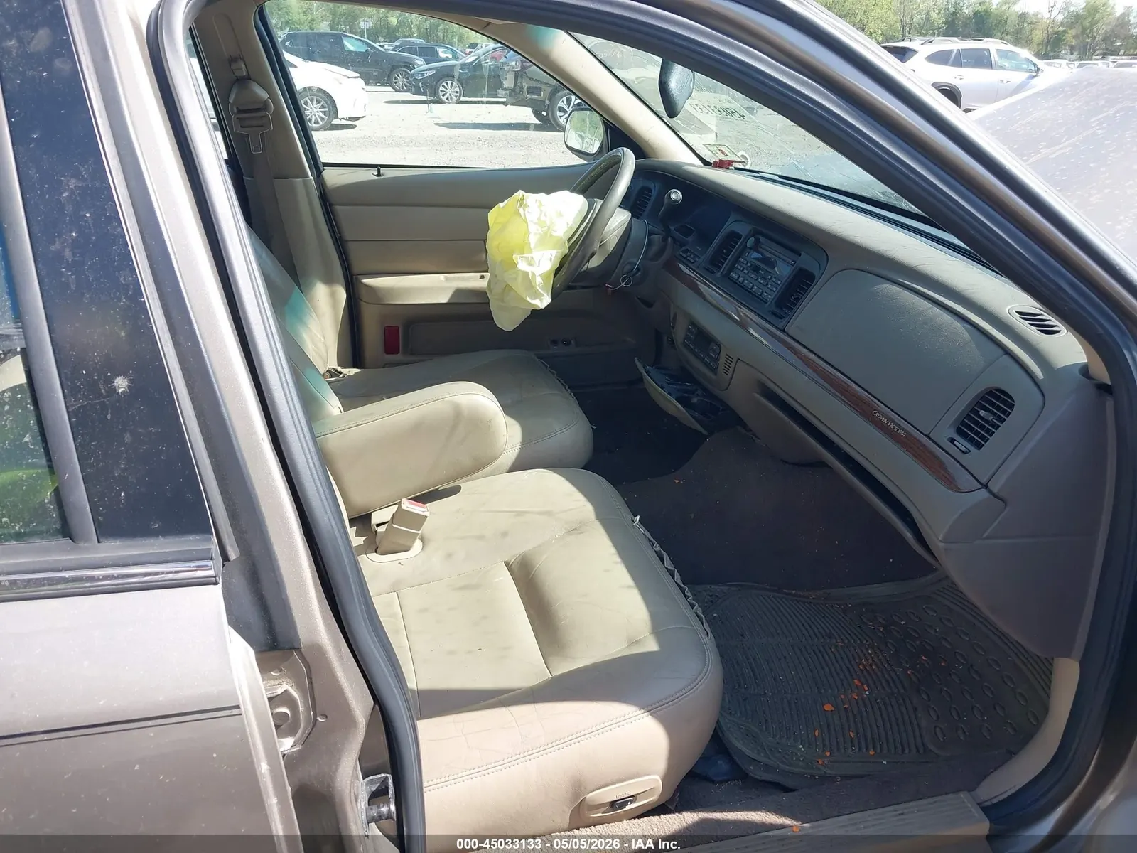 2003 Ford Crown Victoria LX