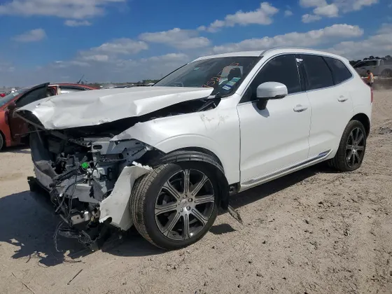 2020 Volvo XC60 Inscription