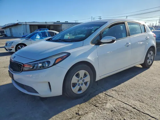 2018 Kia Forte5 LX
