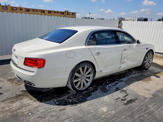 2018 Bentley Flying Spur V8