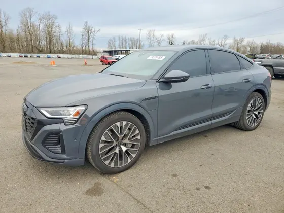 2024 Audi Q8 e-tron Sportback S line Premium Plus