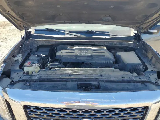 2018 Nissan Titan SV
