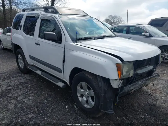 2012 Nissan Xterra S