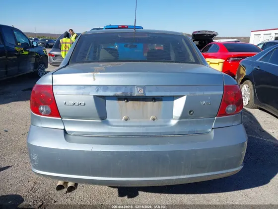 2004 Saturn L-Series L300 2