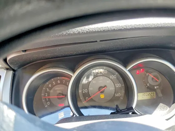 2008 Nissan Versa 1.8 SL