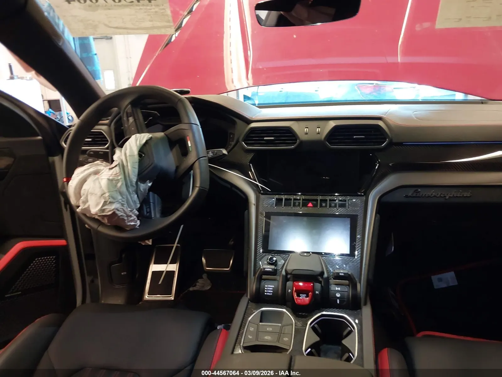 2024 Lamborghini Urus Performante