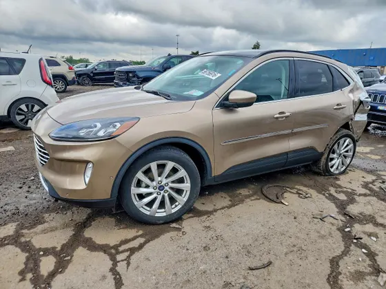 2021 Ford Escape Titanium