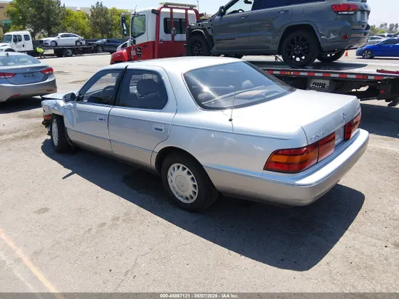 1991 Lexus LS 400