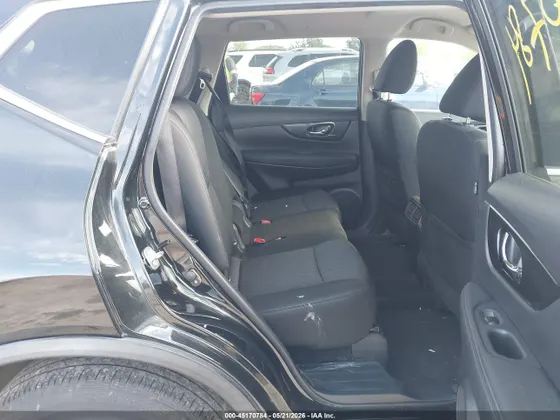 2018 Nissan Rogue S