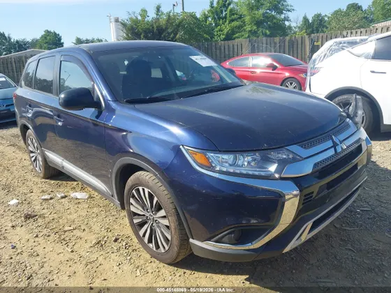 2020 Mitsubishi Outlander ES