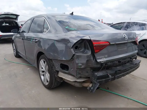 2017 Volkswagen Passat 1.8T SE w/Technology